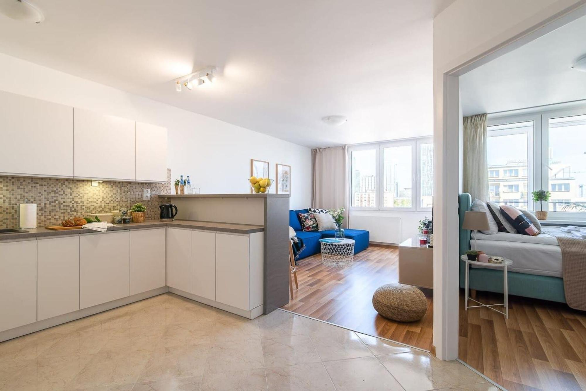 Navy Aesthetic Apartment With Balcony By Noclegi Renters Warsaw Luaran gambar