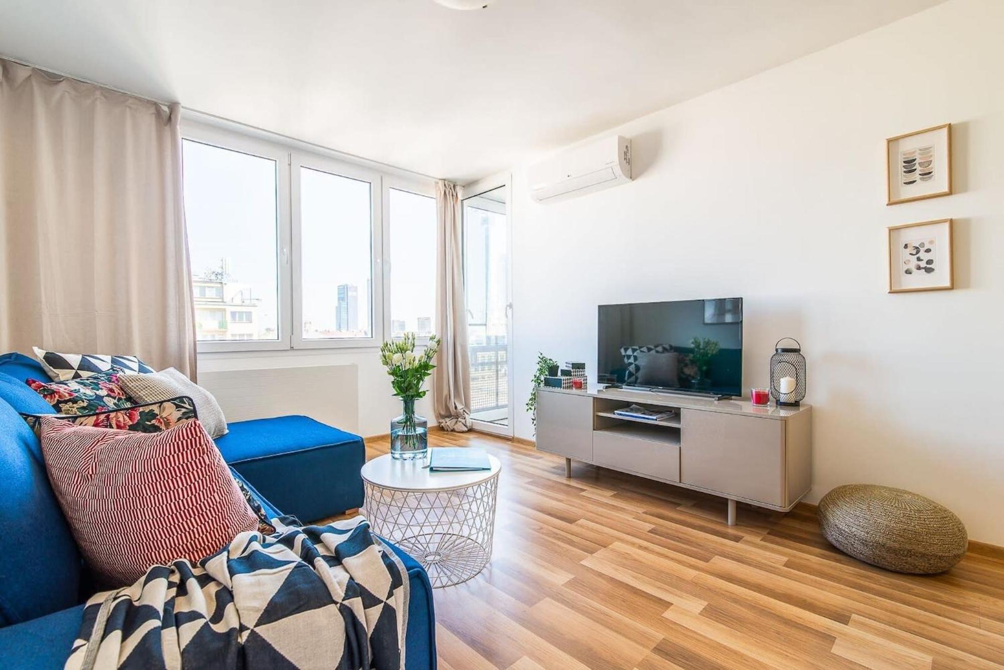 Navy Aesthetic Apartment With Balcony By Noclegi Renters Warsaw Luaran gambar