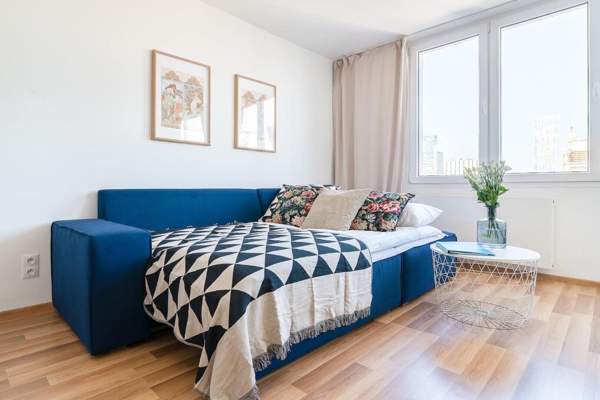 Navy Aesthetic Apartment With Balcony By Noclegi Renters Warsaw Luaran gambar